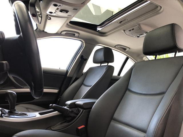 BMW 320i 2011 Top + All black , sem detalhes - Foto 11