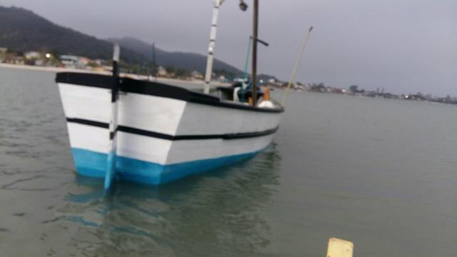 Barco de Madeira - Foto 2