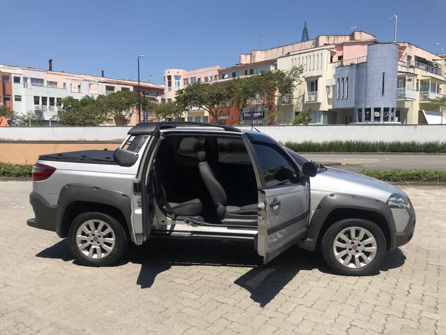 Fiat Strada Adventure cd 3 portas automática 1.8 flex com GNV completa - Foto 17