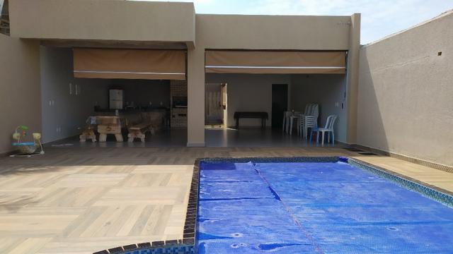 Linda casa, cond fechado, Vicente Pires, Rua 8, churrasq, piscina aquecida, 4qts, 4ban - Foto 15