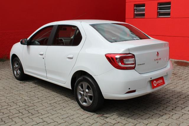 Renault Logan - Foto 4