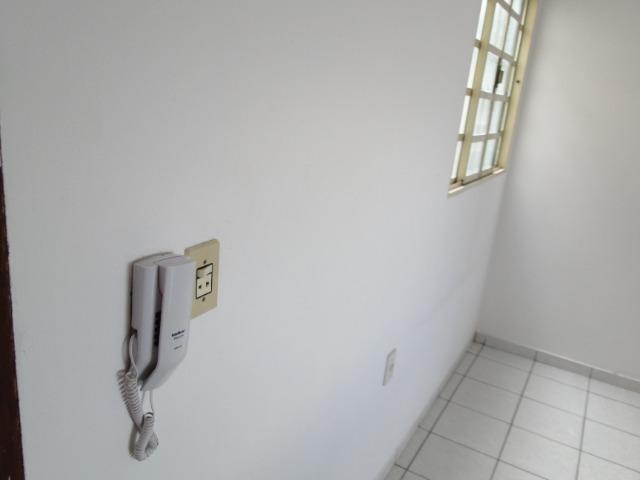 Alugo Apartamento de 2 quartos no centro de Barra do Garças, MT - Foto 3