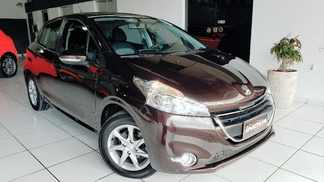 Peugeot 208 1.5! Teto Panoramico!!