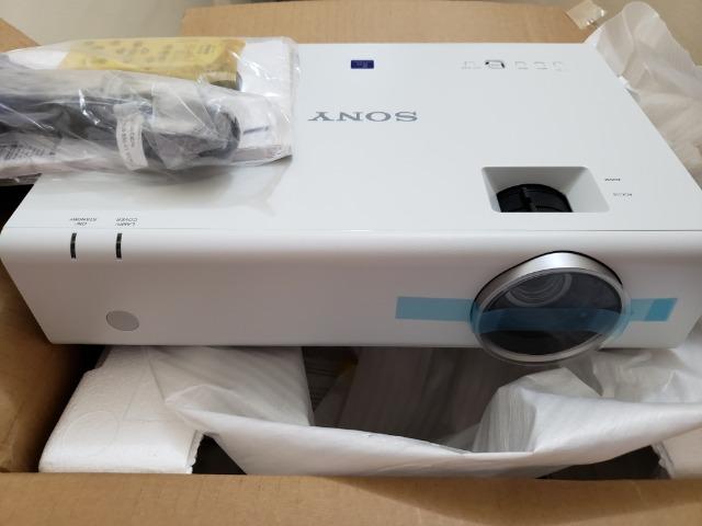 Projetor na Caixa Sony VPL-EX246 - 3LCD / 3200 Lumens / XGA (1024 x 768) - Foto 4
