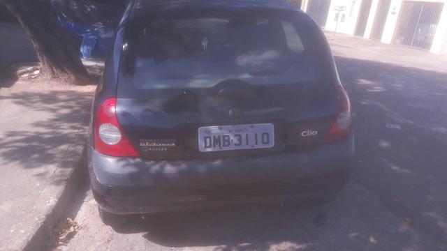 Clio 2004 Motor 1.0 8 v