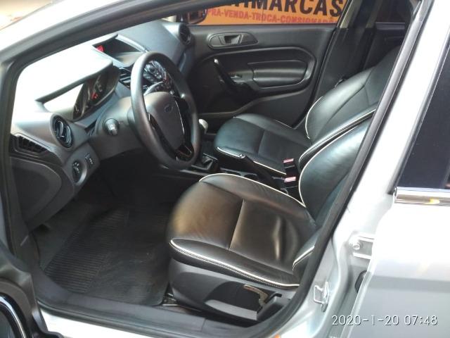 New fiesta sedan 1,6 flex - Foto 7