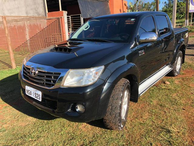 Vendo ou troco Hilux