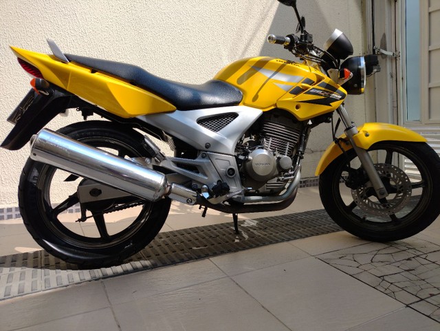 TWISTER CBX 250