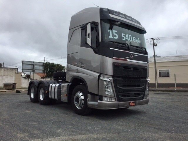 VOLVO FH 540 6X4 GLOBETROTTER ISHIFT ANO 2015