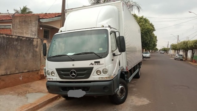 MERCEDES BENZ ACCELO 1016 ÚNICO DONO