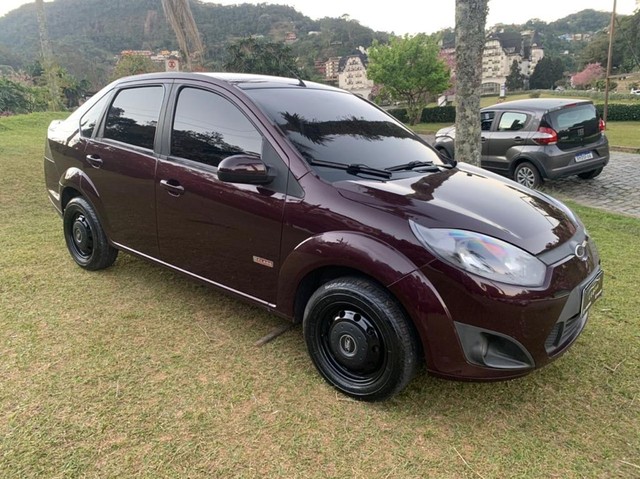 FIESTA SEDAN ANO 2011 COMPLETO 1.6