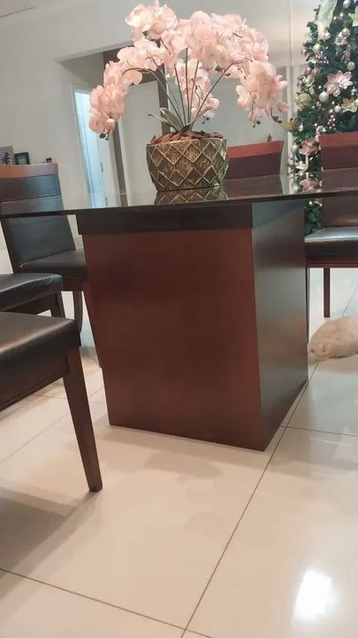 Mesa de Jantar de Vidro com 8 Cadeiras - Foto 4