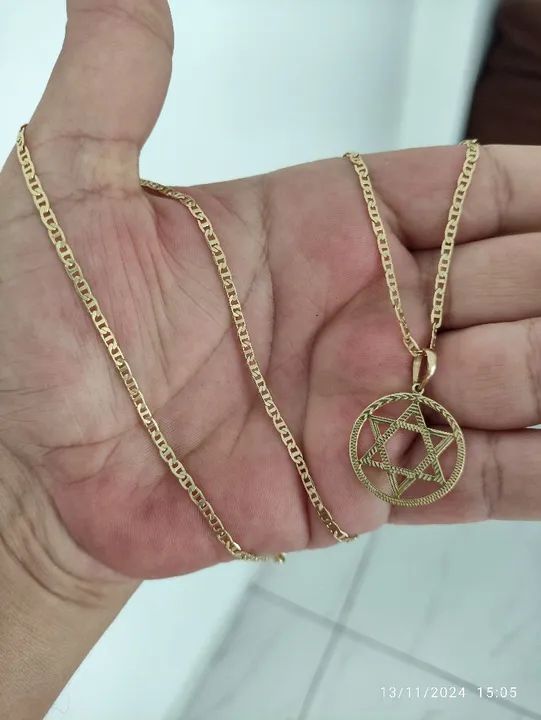 Cordão e Pingente Em Moeda Antiga 
