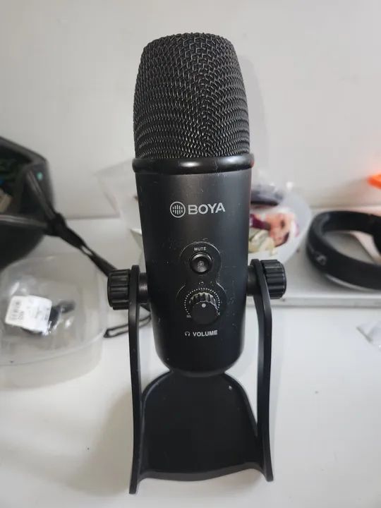 Microfone Condensador USB Boya BY-PM 700 para Streaming e Gravação