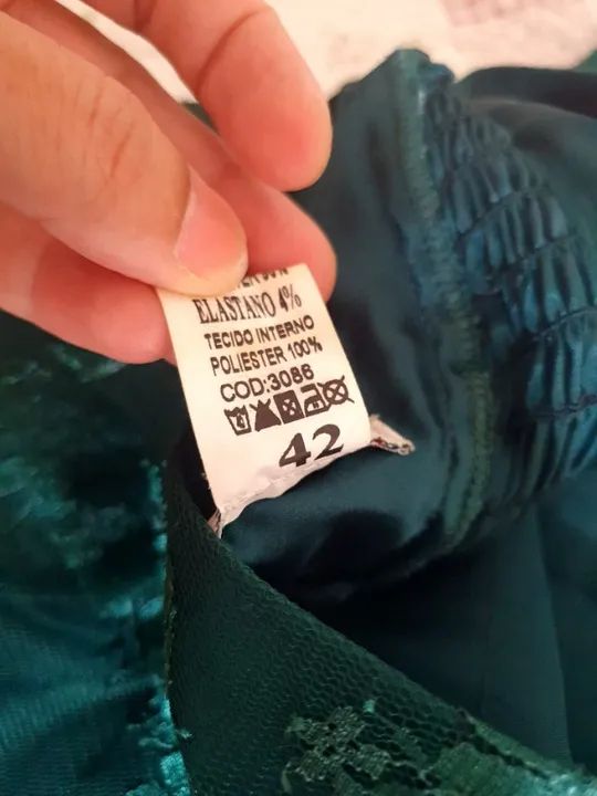 Vestido verde musgo para festas - Foto 4