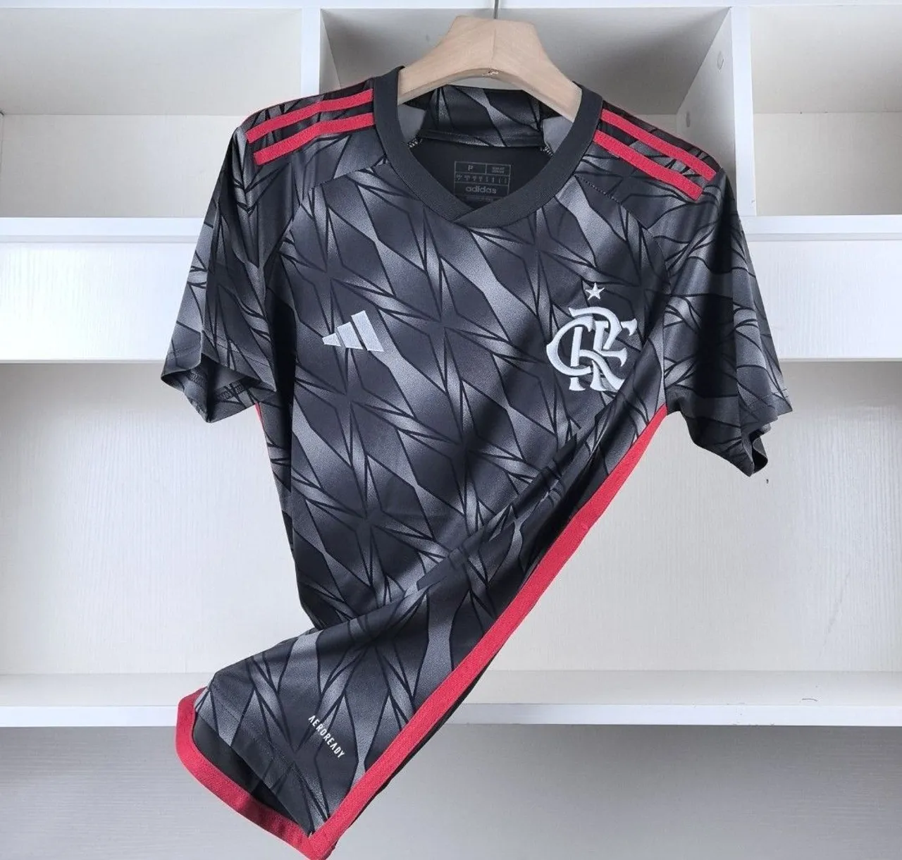 Camiseta Flamengo taylandesa 1.1