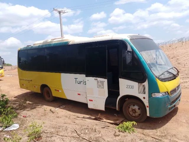 Micro ônibus Mercedes 914 ano 2003
