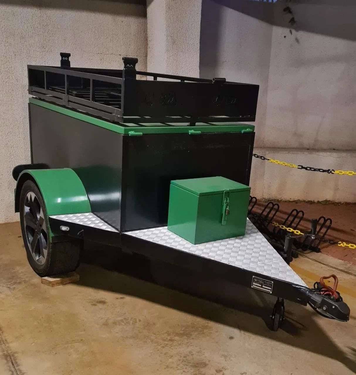 Baixou preço . Carretinha baú para bicicletas , carga e camping - Foto 2