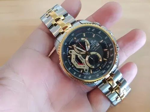 Relógio CASIO EDIFICE Pulseira Jubileu Misto Com Dourado  - Foto 4