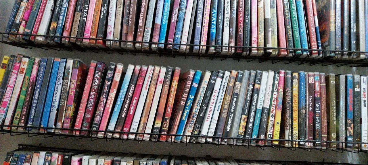 Mais de Mil DVDs