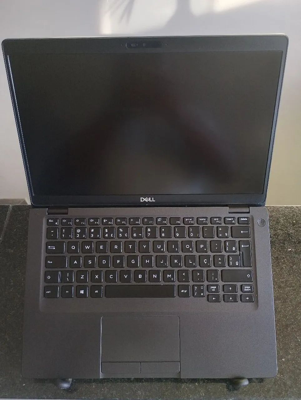 Dell latitude 5400 i5 8th gen 