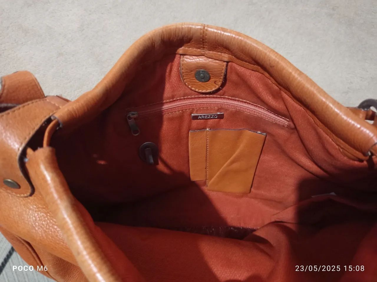 Bolsa de Couro Laranja Elegante Arezzo  - Foto 4