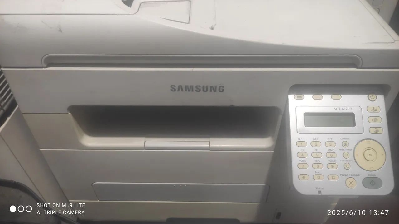 Multifuncional Samsung SCX-4729FD