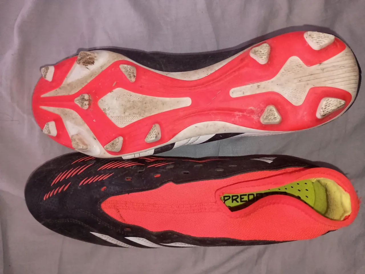 Chuteira Campo Adidas Predator 24 Club Unissex - Preto+Branco - Foto 4