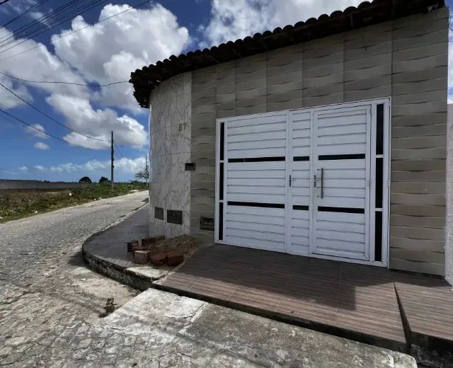 Vendo casa com piscina em Novo Horizonte - Serra, ES