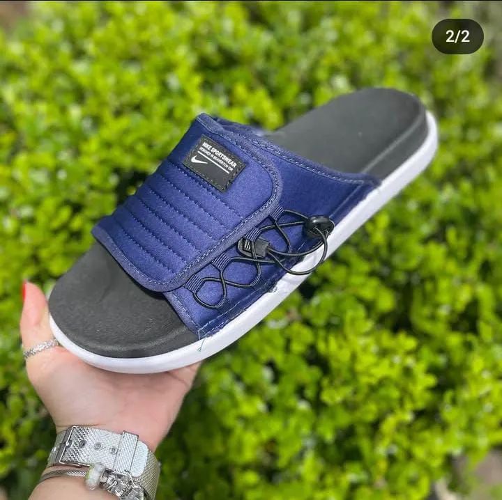 Chinelo asuna nike lançamento 