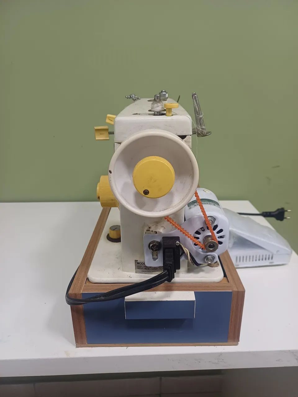 Máquina de costura Elgin z22 zigzag 64317618861571123