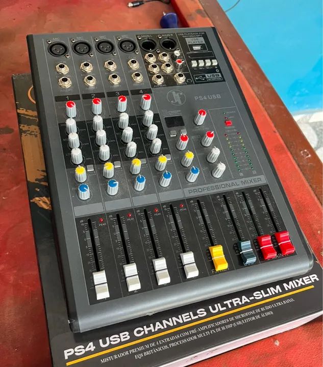 Caixa profiss de Som DBR15  Yamaha - Potente e de Alta Qualidade + mesa de Som 4 canais - Foto 2