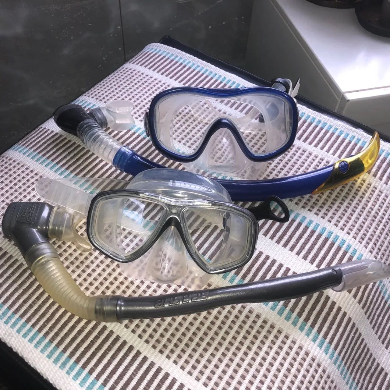 2kits snorkel, Nadadeiras e Máscaras de mergulho