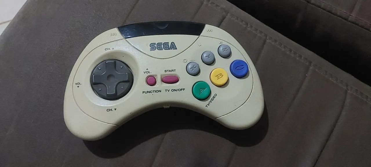 Console Sega Sg-1000 Ii, 2 controles, cabos e 1 jogo - Consoles de