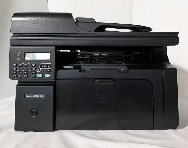Impressora Multifuncional Laser HP M1212