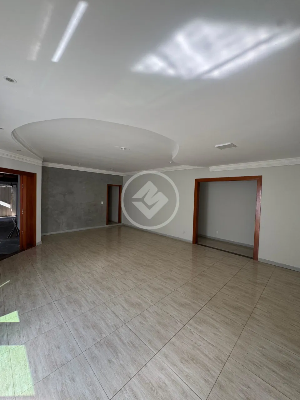 Sobrado com localização privilegiada no Ipase, Atende para o residencial e ou comercial, c