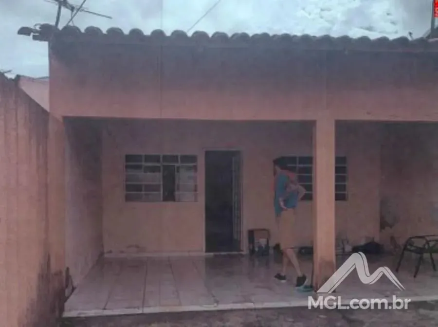 GOIÂNIA/GO Casa com 3 quartos no Bairro Setor Universitário