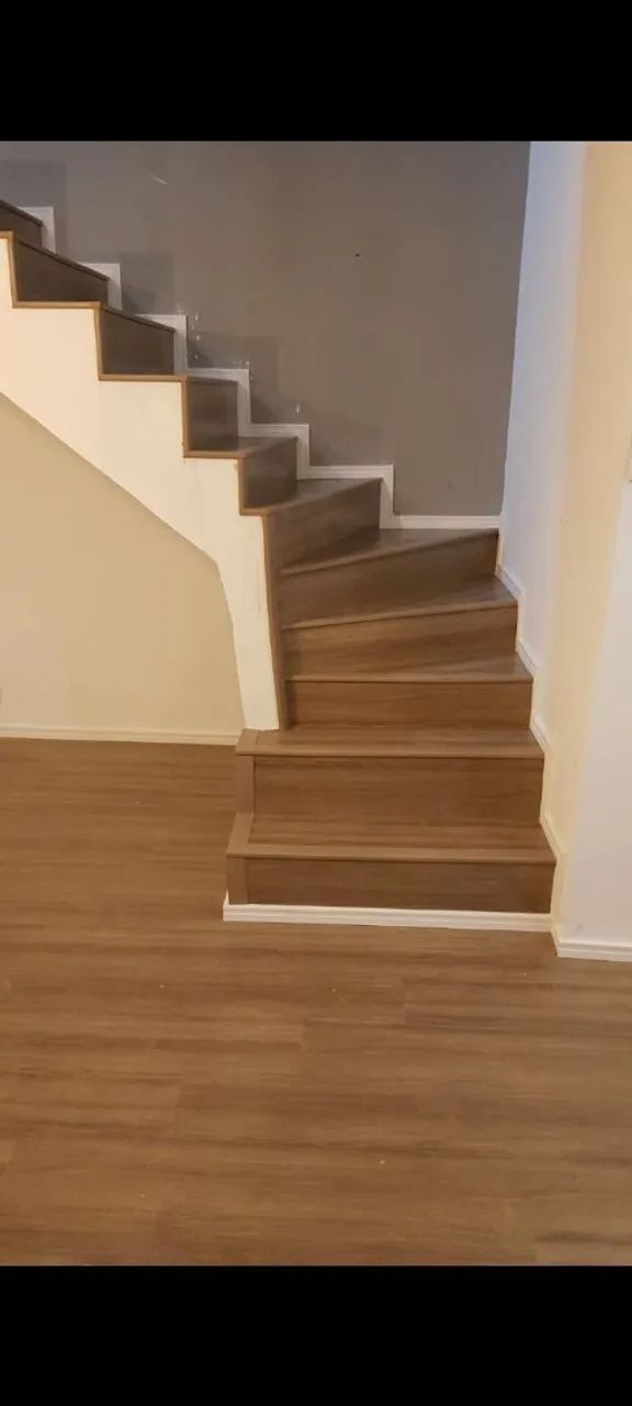 INSTALADOR DE PISOS VINÍLICOS E LAMINADOS 