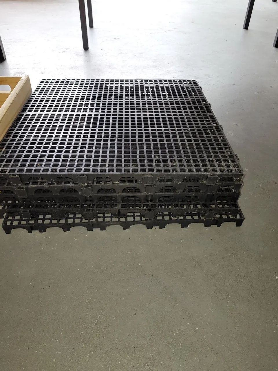 Jogo com 5 Grades de Piso Modular para Loja - Foto 3