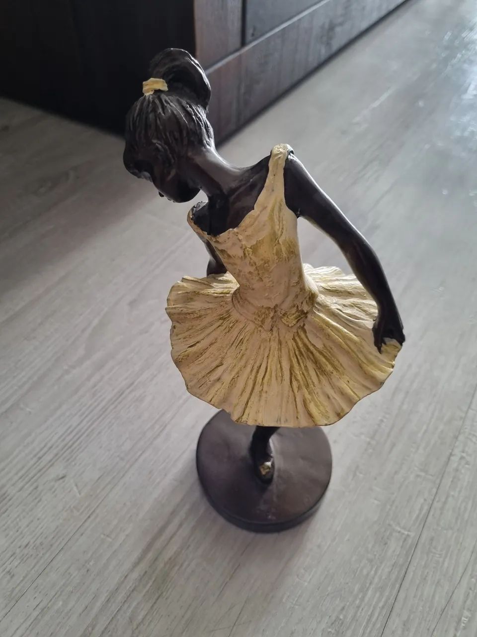 Estatueta bailarina