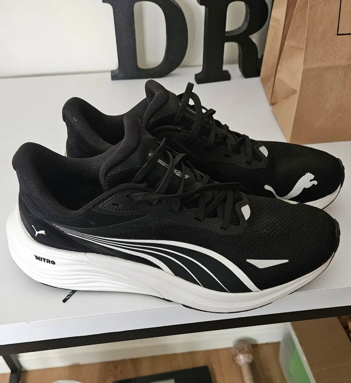 Tênis Puma Eletricfly 4Nitro - Preto com Branco