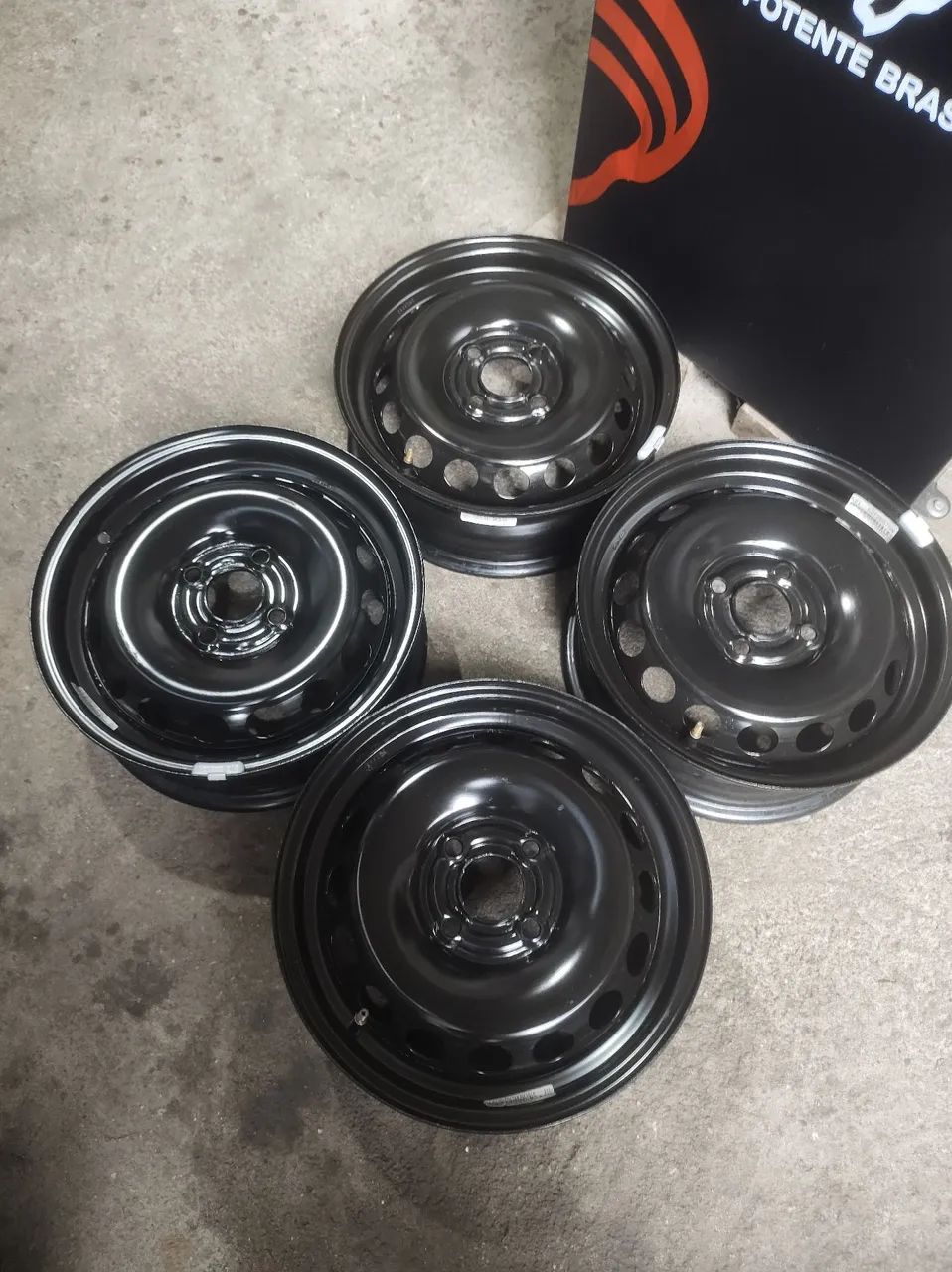 Rodas do Onix aro 14 semi novas