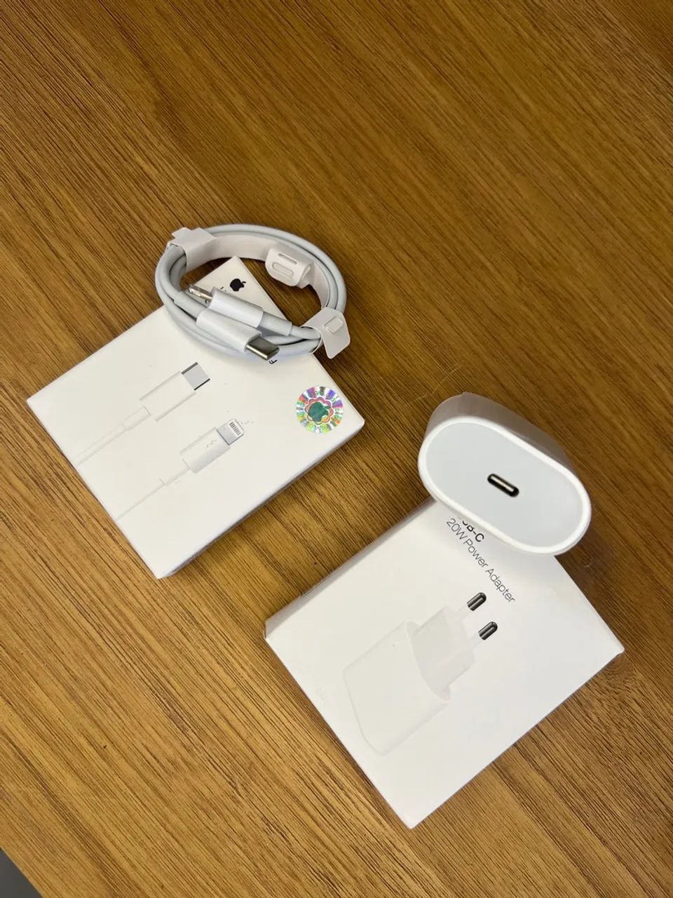 Carregador de IPhone Apple 20W + Fonte e cabo 