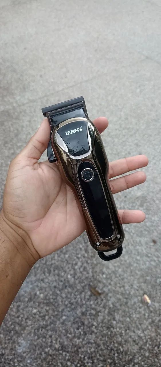 MÁQUINA DE CORTAR CABELO PROFISSIONAL LELONG - Foto 2