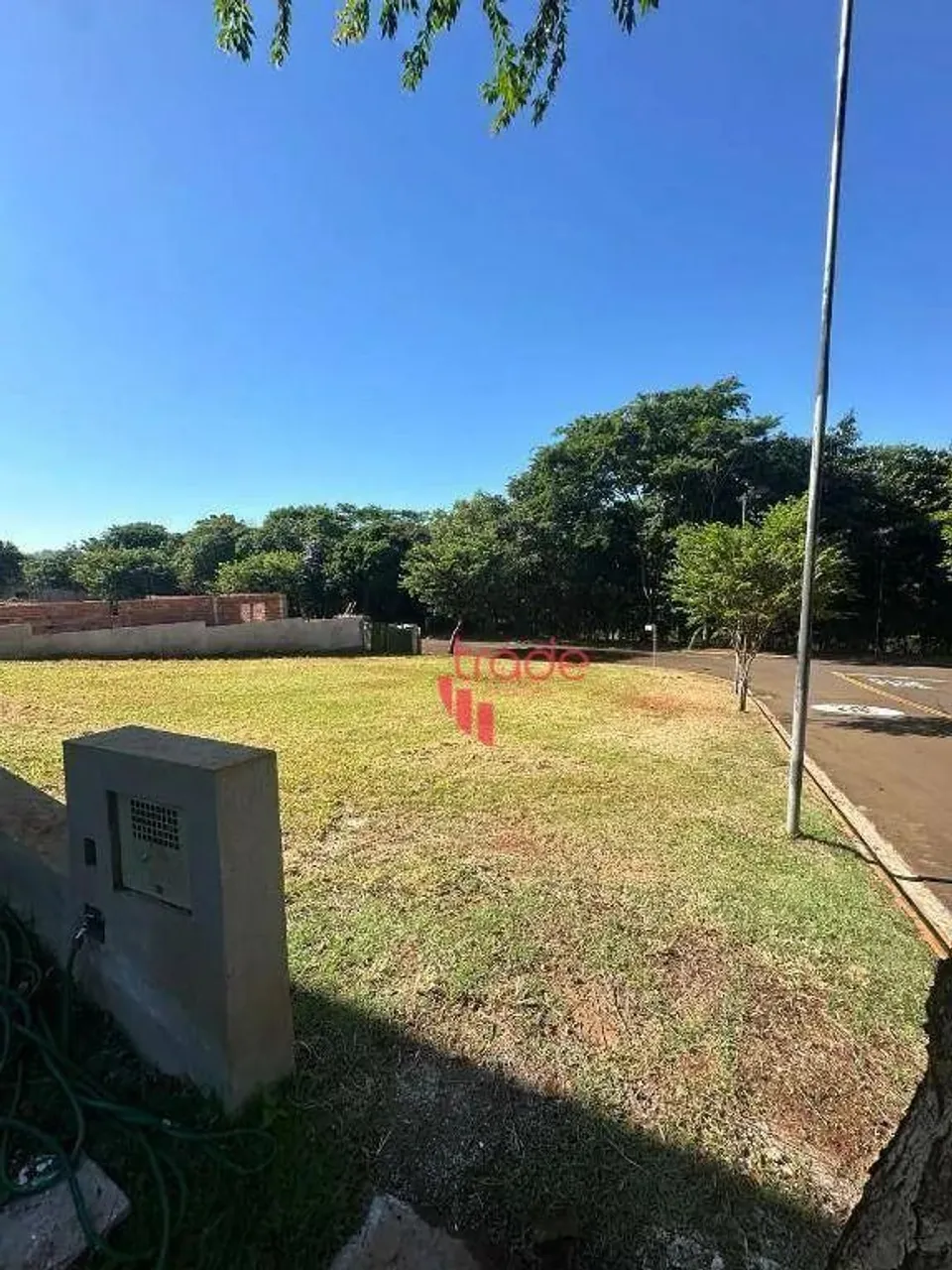Terreno à Venda em Condomínio Fechado no Bairro Reserva Santa Luisa em Ribeirão Preto em F