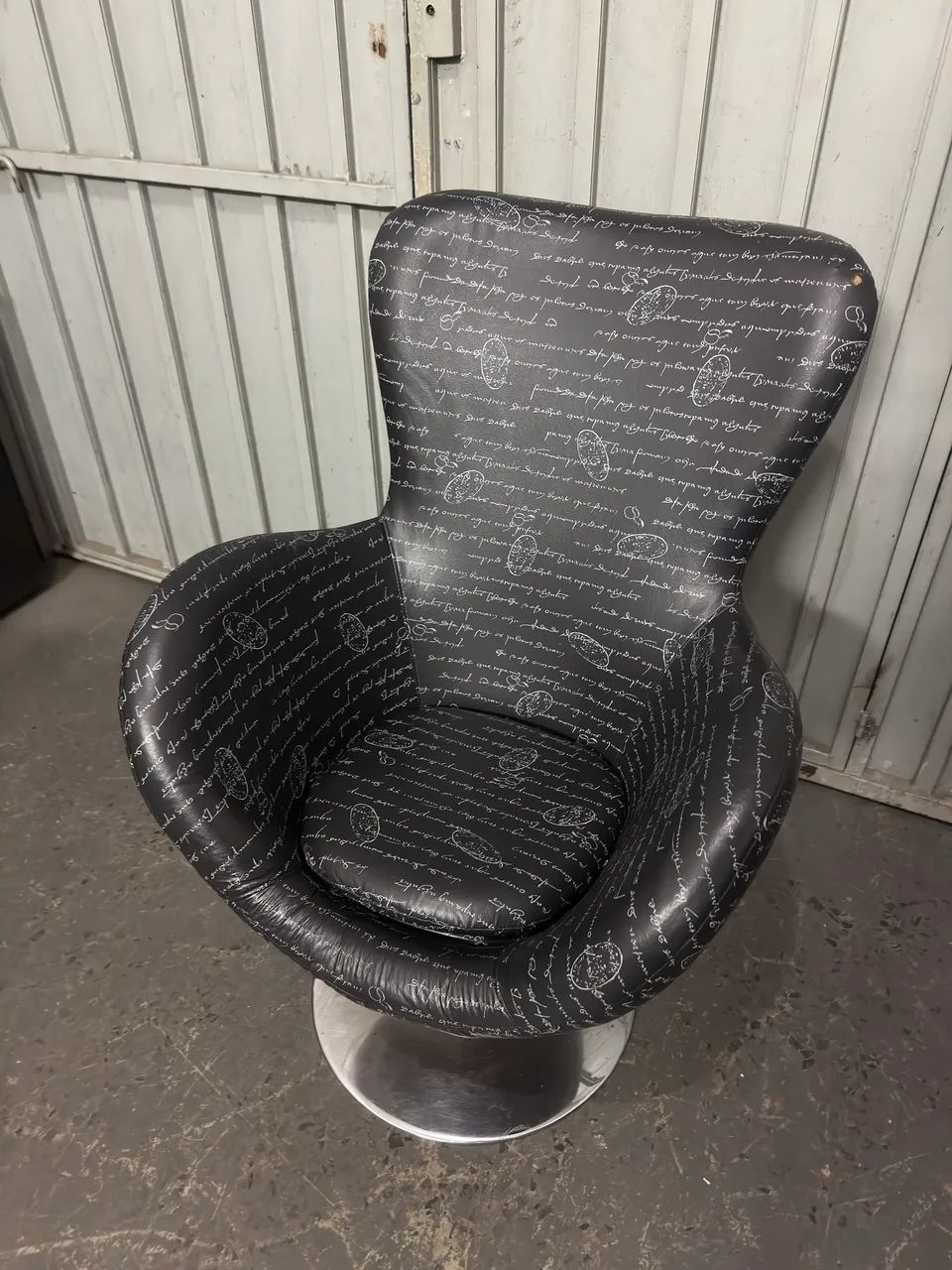 Poltrona giratória  - Foto 5