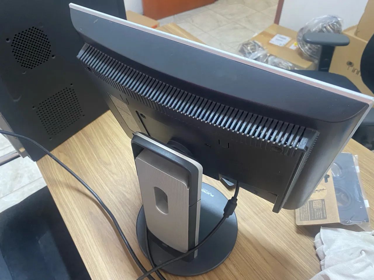 Monitor 15 polegadas Flatron LG 64385504173569122