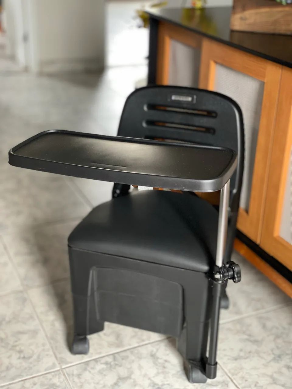 Cadeira manicure Dompel cirandinha nova - Foto 3