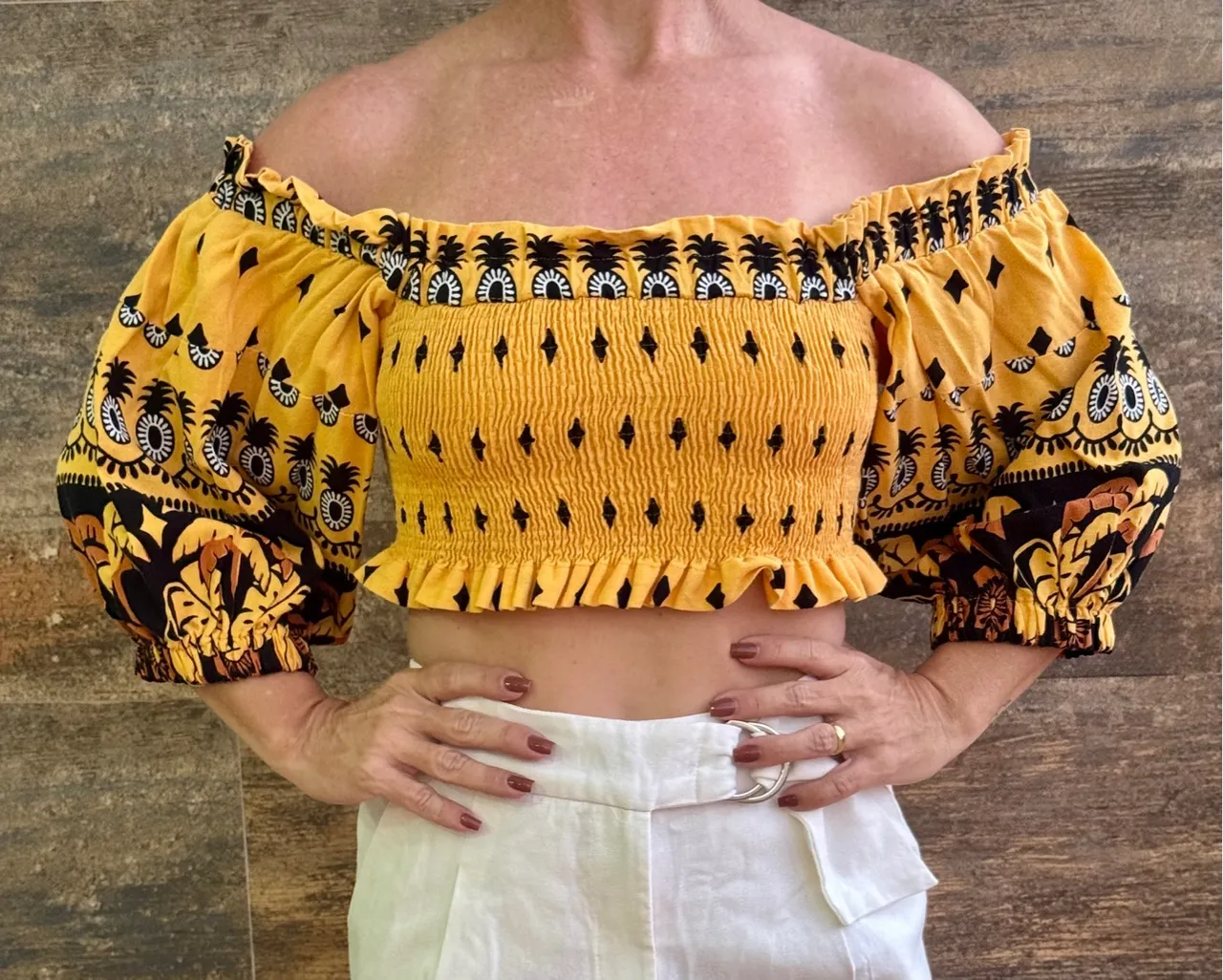 Blusa Amarela Estampada Ombro a Ombro