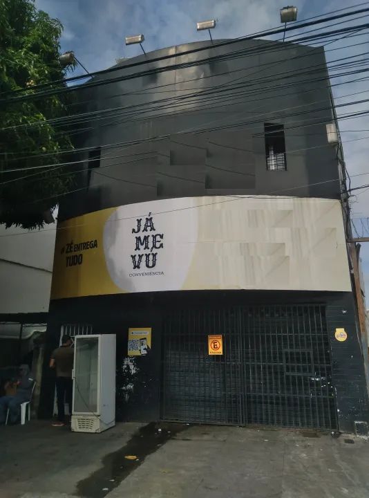 Prédio comercial com 7 salas para Aluguel / Locação (Altos) - Umarizal